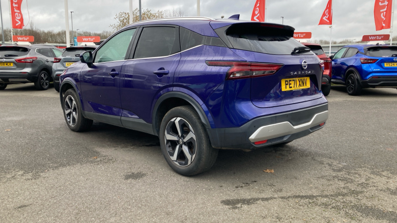 Nissan Qashqai 1.3 DiG-T MH N-Connecta 5dr Petrol Hatchback